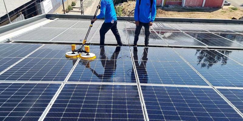 Platform Üstü Güneş Paneli Temizliği